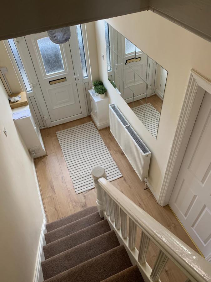 Large House Near Anfield & Liverpool Town Екстериор снимка