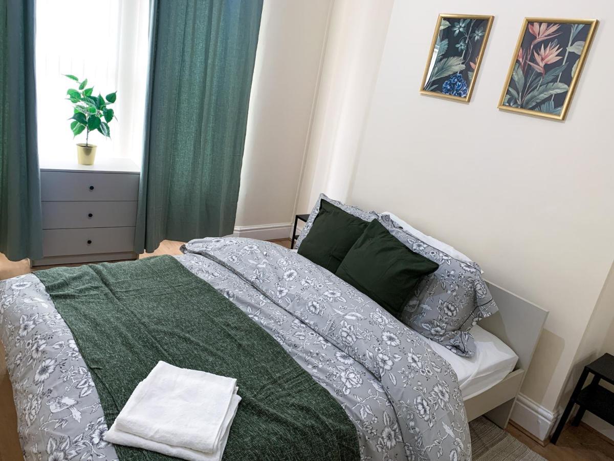 Large House Near Anfield & Liverpool Town Екстериор снимка